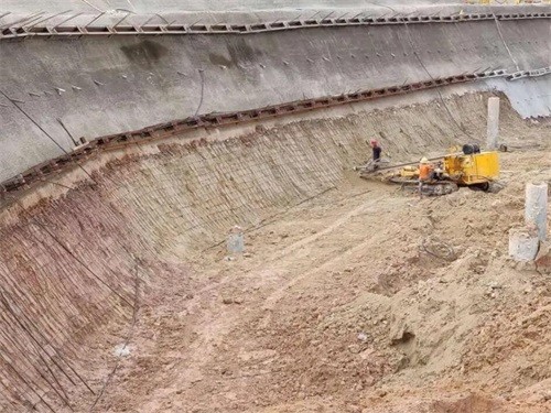 新林基坑边坡加固